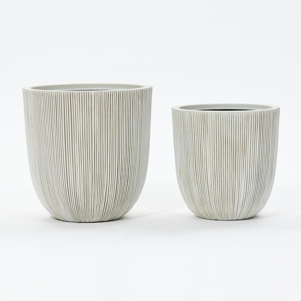 LuxenHome 14.4 in. W x 14.8 in. H Mediterranean White Tapered Round Plastic Tropical Planters Set (2-Piece)