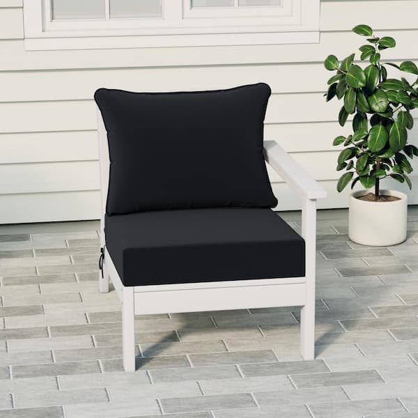 Birchwood Outdoor Patio Deep Seating Right Facing Arm HDPE Lounge Chair in White with Black Cushions