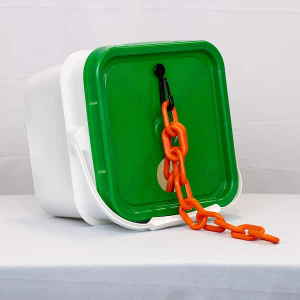 2 in. (#8, 51 mm) x 65 ft. Heavy Duty Plastic Safety Chain Traffic Orange in a Pail