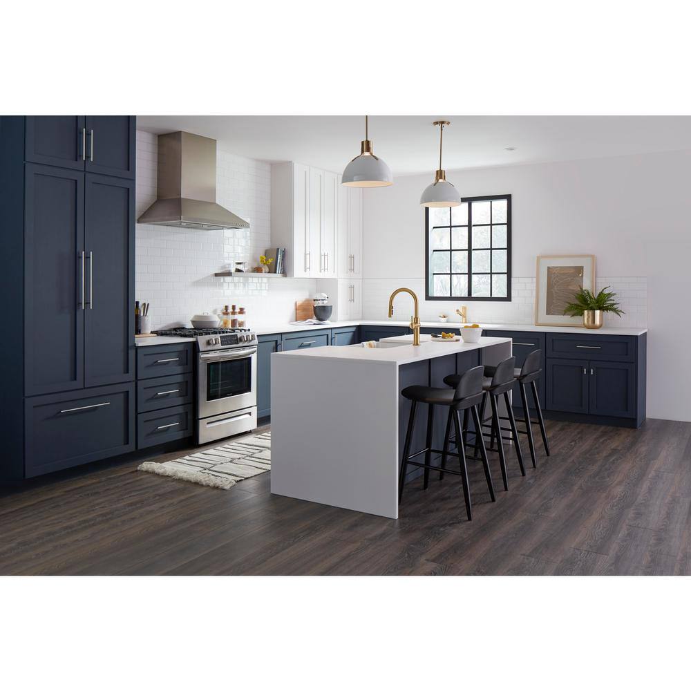 Sophisticated Moderne Brass Regular Kitchen Faucet with Pull-out Spray