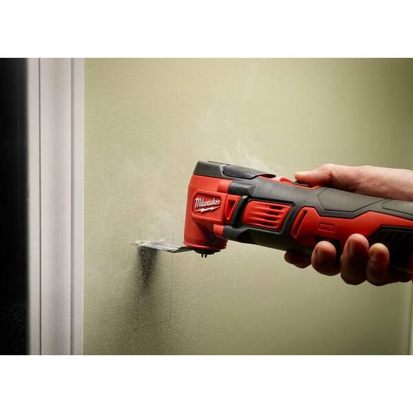 Milwaukee M18 18V Lithium-Ion Cordless Oscillating Multi-Tool