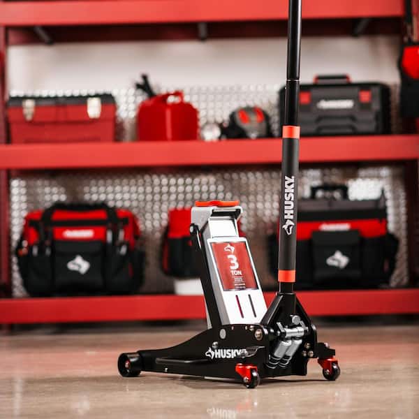 Husky 3 Ton Hybrid Aluminum / Steel Floor Jack HPL4751N-HV-TH
