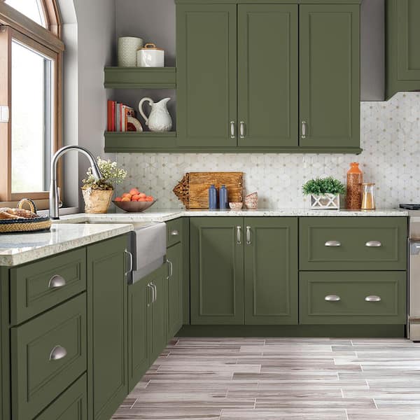 BEHR PREMIUM 1 qt. #S380-7 Global Green Semi-Gloss Enamel Interior
