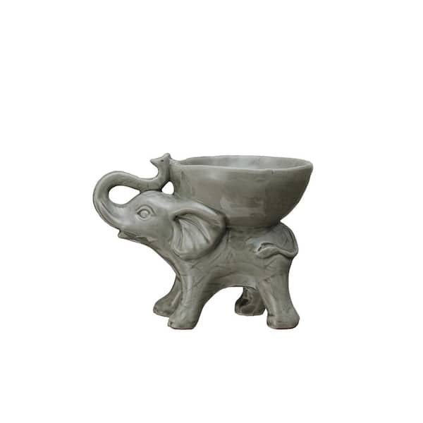 7.5 in. 8.45 fl. oz. Gray Majestic Stoneware Elephant Serving Bowl