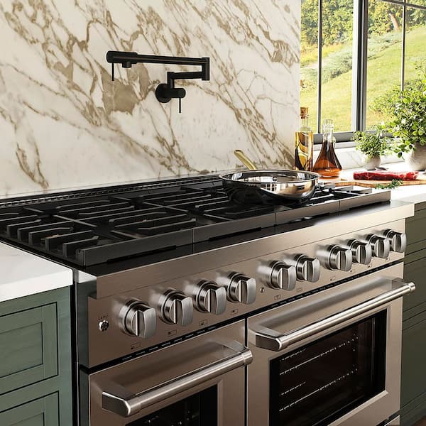 ZLINE Kitchen and Bath 48 in. 6.7 cu. ft. Paramount Dual Fuel