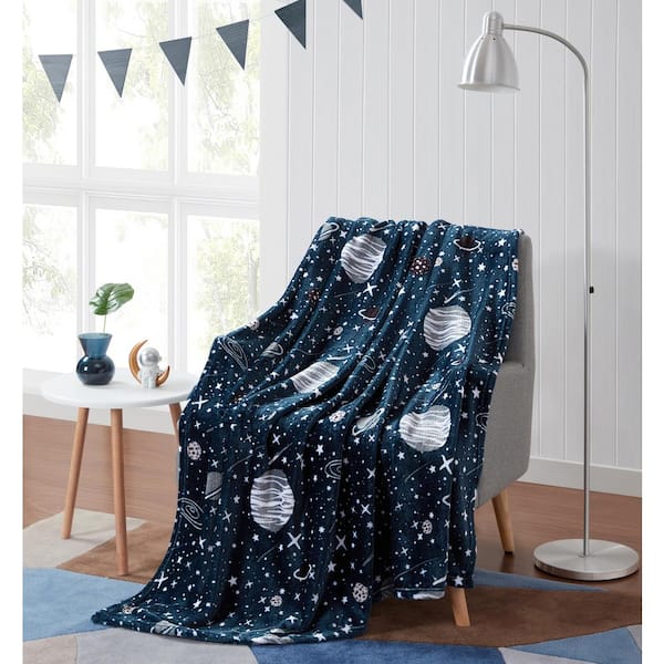 Kute Kids Starscape Plush Throw 50 in. x 60 in.
