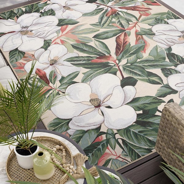 Stunning Cream 8 ft. x 10 ft. Floral Indoor/Outdoor Area Rug