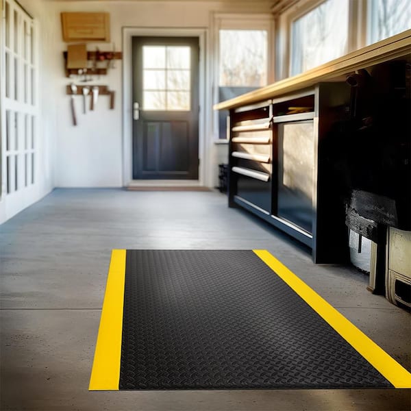 Footlover Diamond Black/Yellow Stripe 36 in. x 48 in. Vinyl Indoor/Outdoor Anti Fatigue Mat