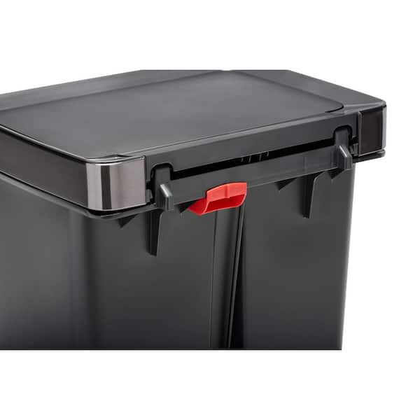 Rubbermaid 12.4G Premier Series III Step-On Trash Can with