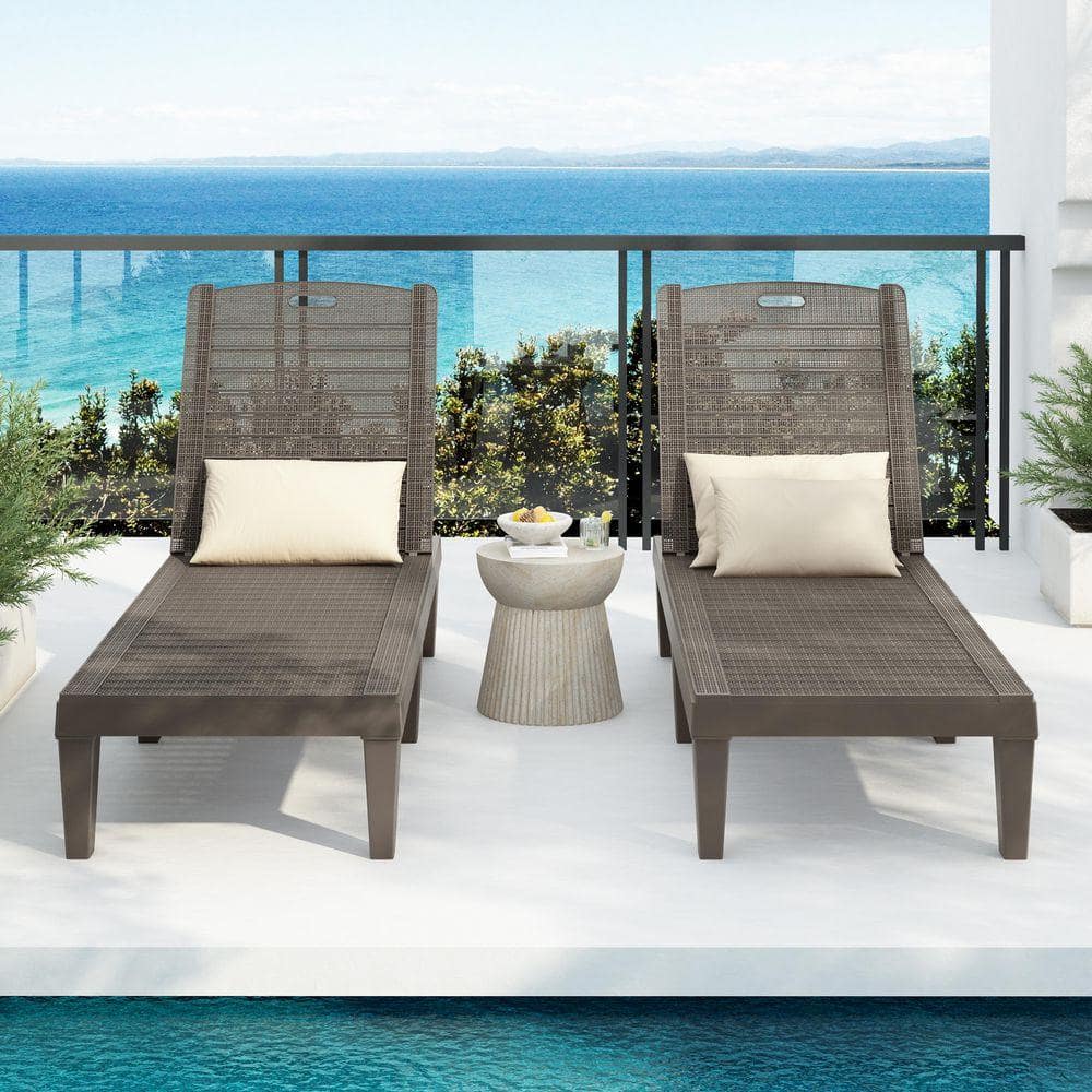 2-Piece Light Brown Plastic Outdoor Chaise Lounges Pool Lounge Chairs ...