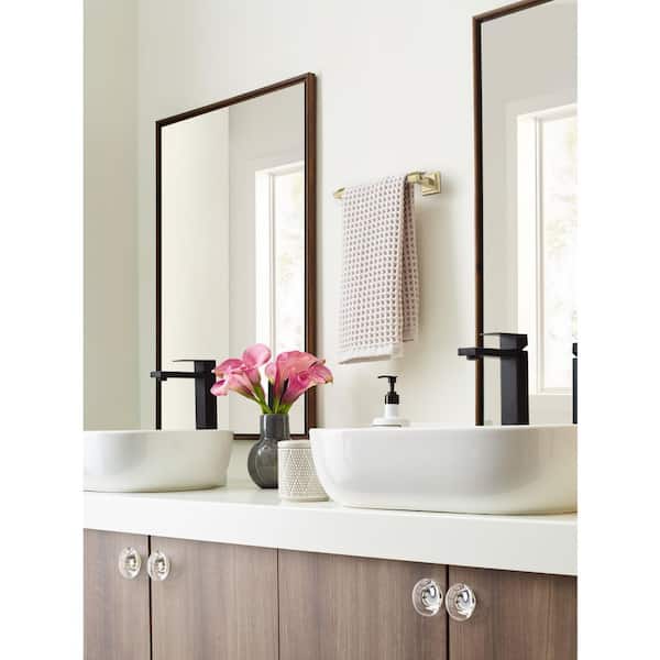 Glacio 8 in (203 mm) Towel Bar in Clear/Golden Champagne
