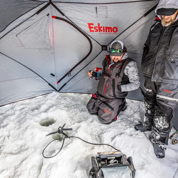 NEW Eskimo Outbreak 850XD Ice Fishing Hub Shack 