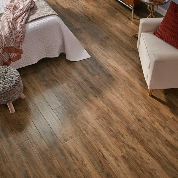 Reviews For Pergo Outlast 5 23 In W, Pergo Applewood Laminate Flooring Reviews