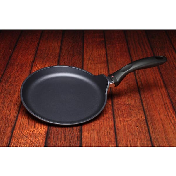 CARAWAY HOME 3 qt. Ceramic Nonstick Saute Pan in Gray CW-SUTP-GRY - The  Home Depot