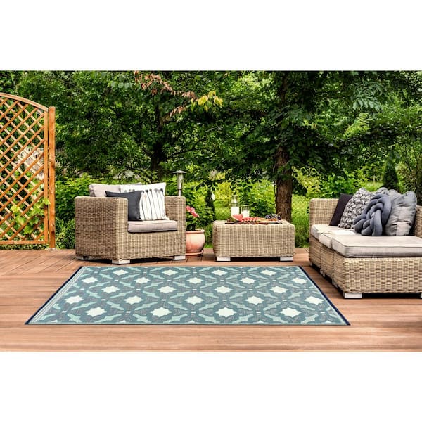https://images.thdstatic.com/productImages/ba0e211a-3ec5-46bc-92c0-abb95c70c05e/svn/green-blue-beverly-rug-outdoor-rugs-hd-odr20346-6x9-c3_600.jpg