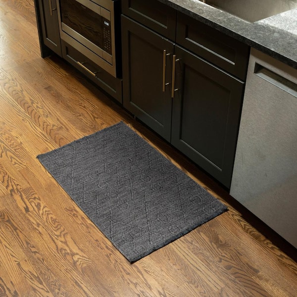 Alma Dark Gray 2 ft. x 3 ft. Geometric Machine Washable Indoor Area Rug