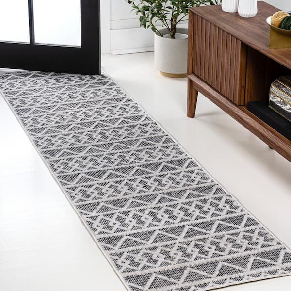 JONATHAN Y Aylan Black/Ivory 2 ft. x 8 ft. High-Low Pile Knotted Trellis Geometric Indoor/Outdoor Runner Rug