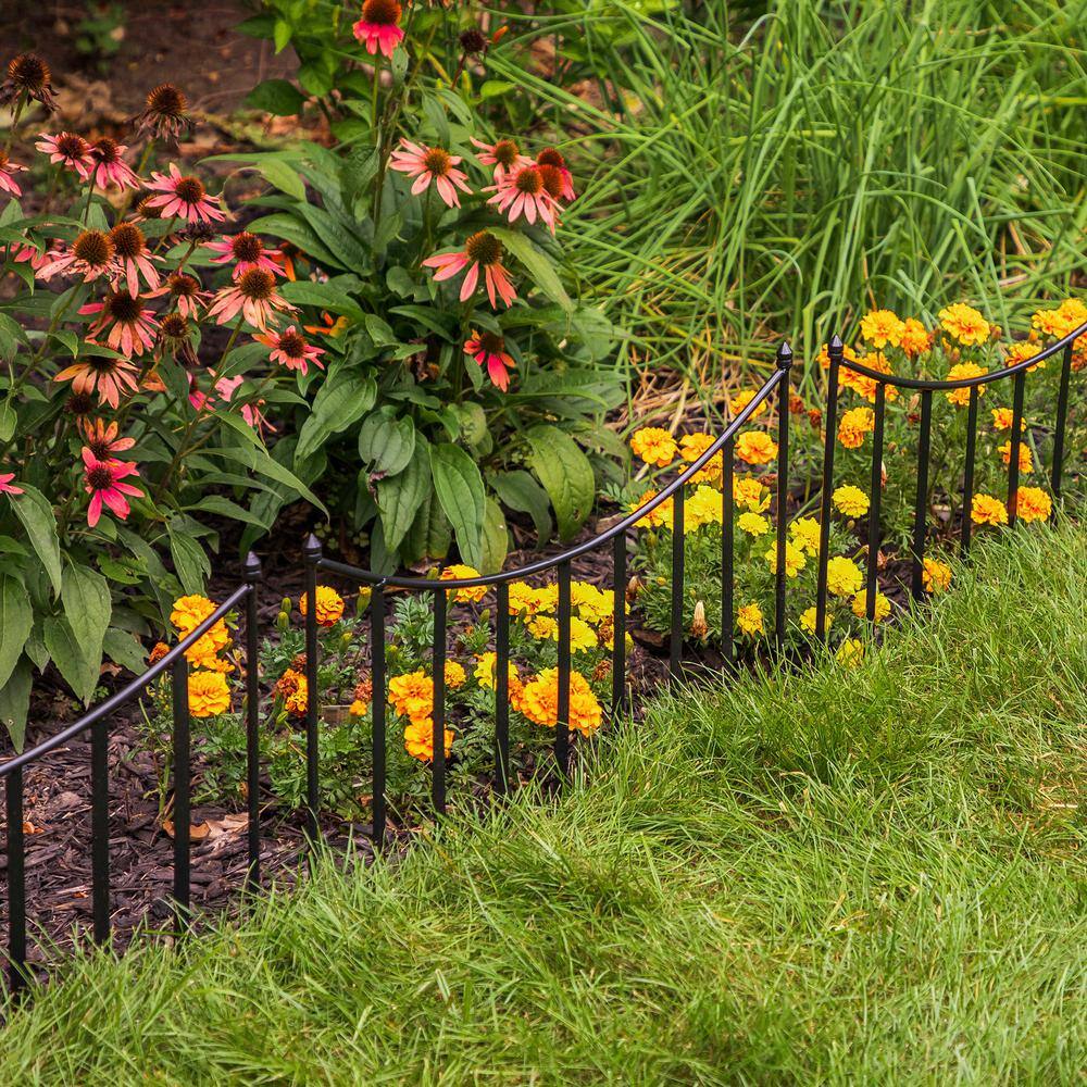 Black Steel 24" x 18" Decorative Fence Border