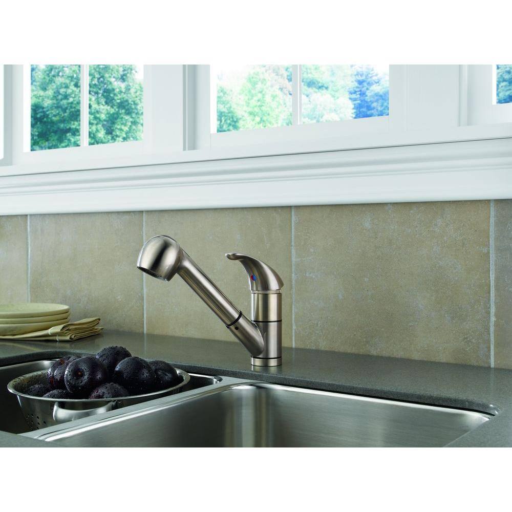 Peerless Faucets Pull Out Kitchen Faucet