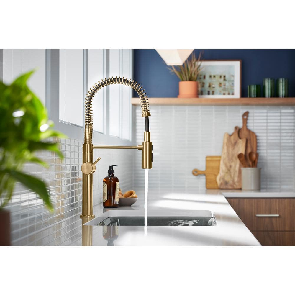 Brushed Modern Brass Single Handle Kitchen Faucet with Pull-out Spray