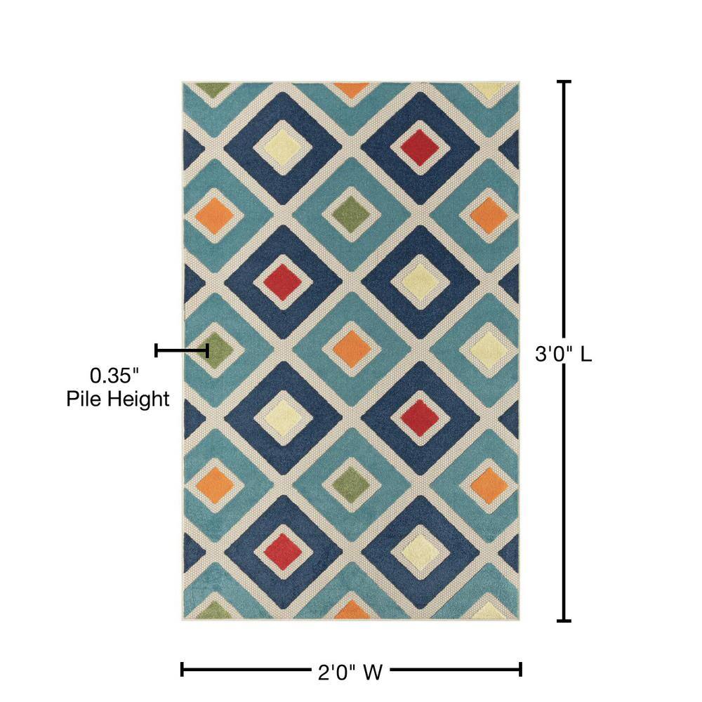 Reversible Blue Geometric Synthetic 2'x3' Easy-Care Outdoor Rug