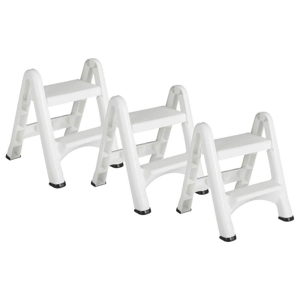 Rubbermaid EZ Step 2 Step Folding Plastic Ladder Step Stool with