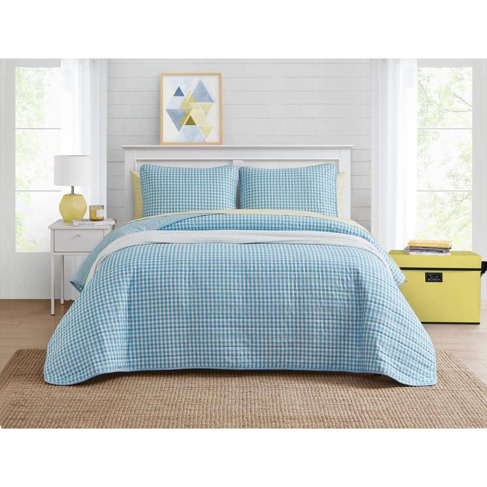 Check Out 3-Piece Blue Cotton Full/Queen Quilt Set