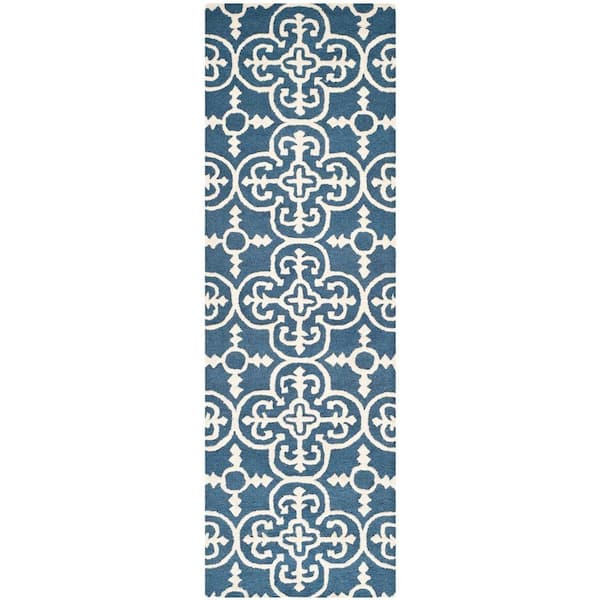 SAFAVIEH Cambridge Navy/Ivory 3 ft. x 12 ft. Medallion Geometric Runner Rug