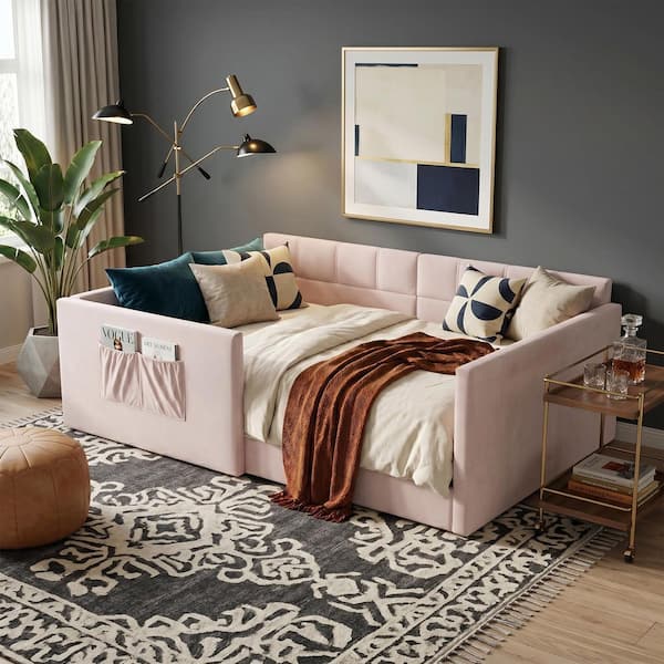 Harper & Bright Designs Pink Full Size Velvet Upholstered Daybed