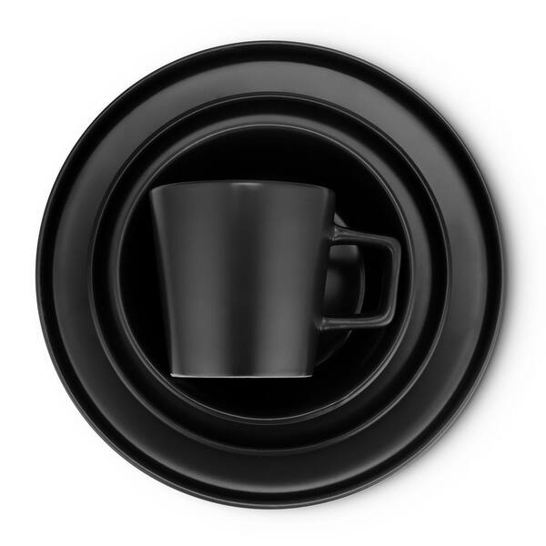 black matte dinnerware set