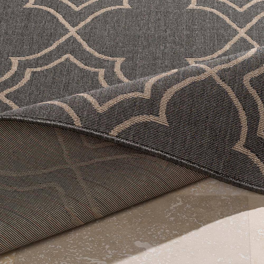 Handmade Trellis Black Viscose 5' x 7' Stain-Resistant Rug
