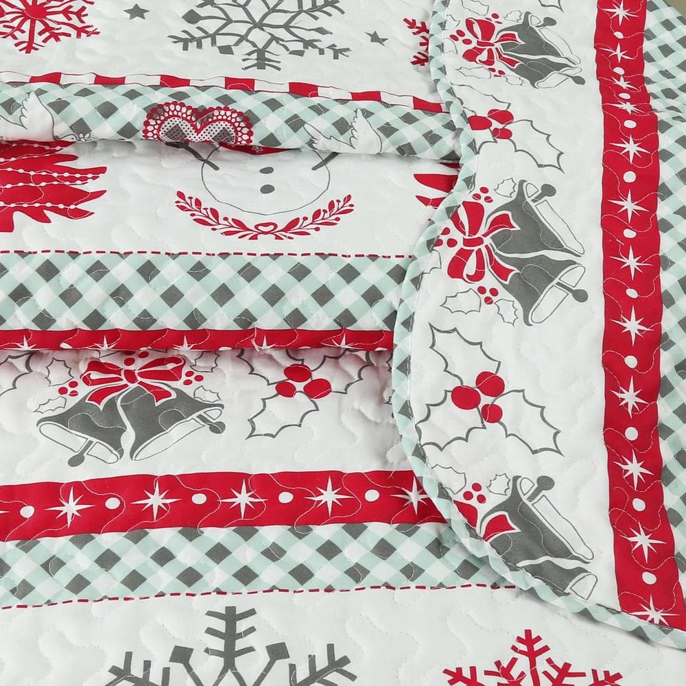Queen Red and White Microfiber Christmas Quilt Set