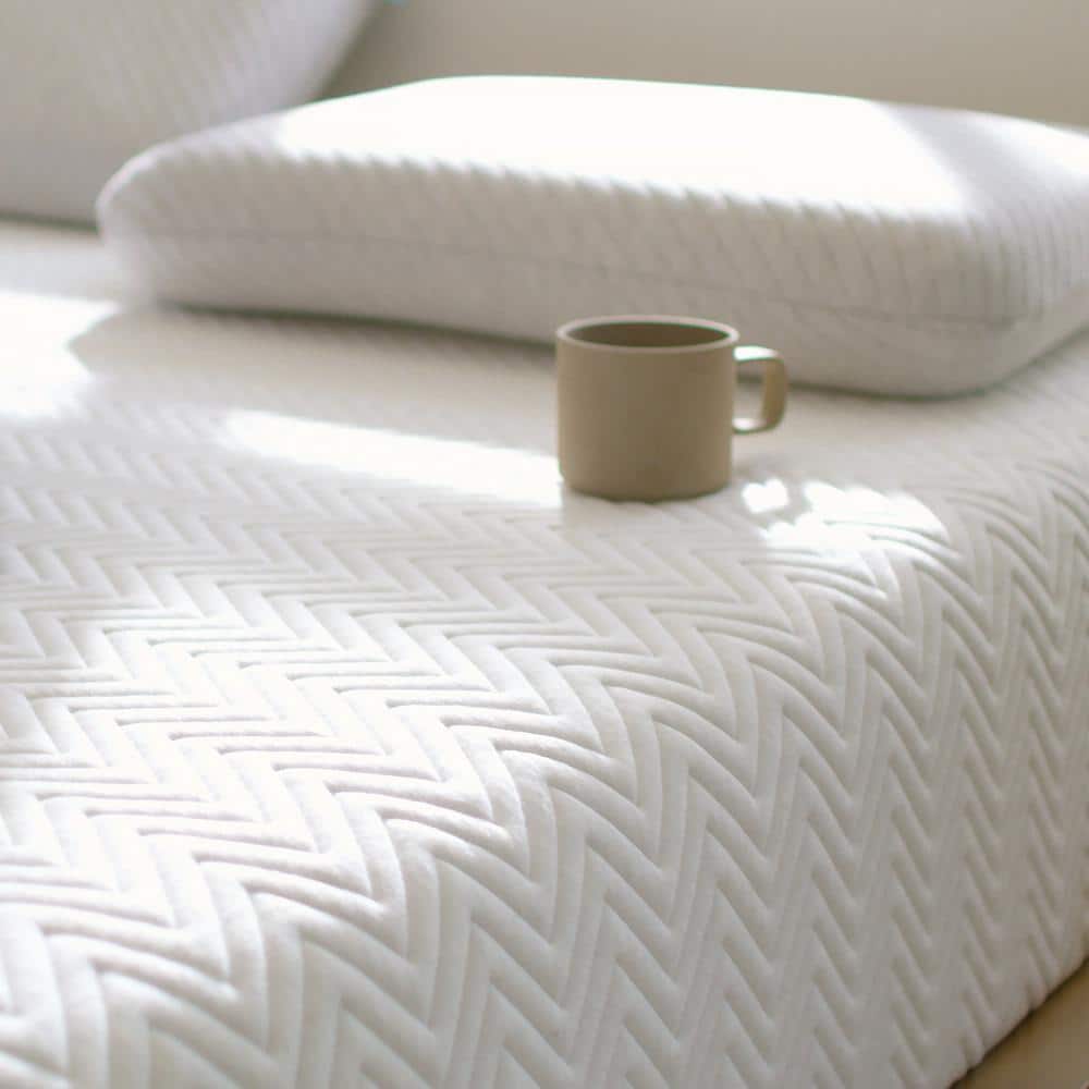 EcoLux Twin XL Innerspring Mattress with Organic Cotton and Merino Wool