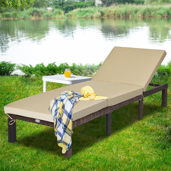 SUNRINX Adjustable Wicker Outdoor Chaise Lounge with Brown Cushions
