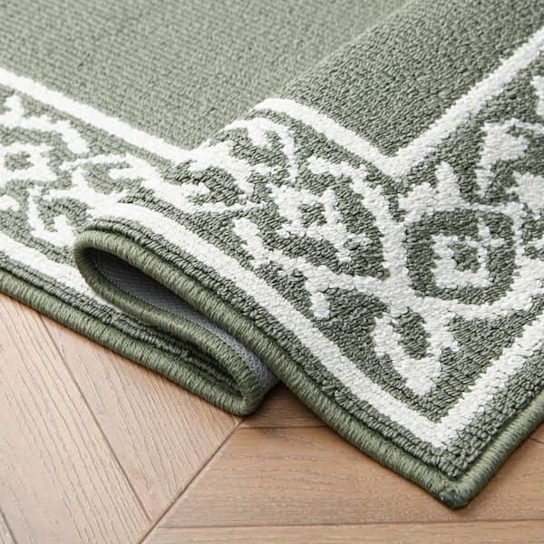Lorreta Two-tone Ivory/Sage 2 ft. × 5 ft. Tufted Border Polypropylene Area Rug