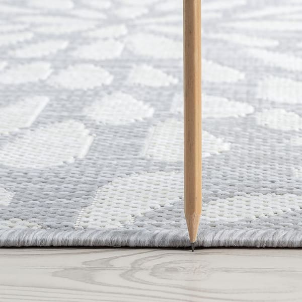 Eco Floral Gray 6 ft. Round Indoor/Outdoor Area Rug