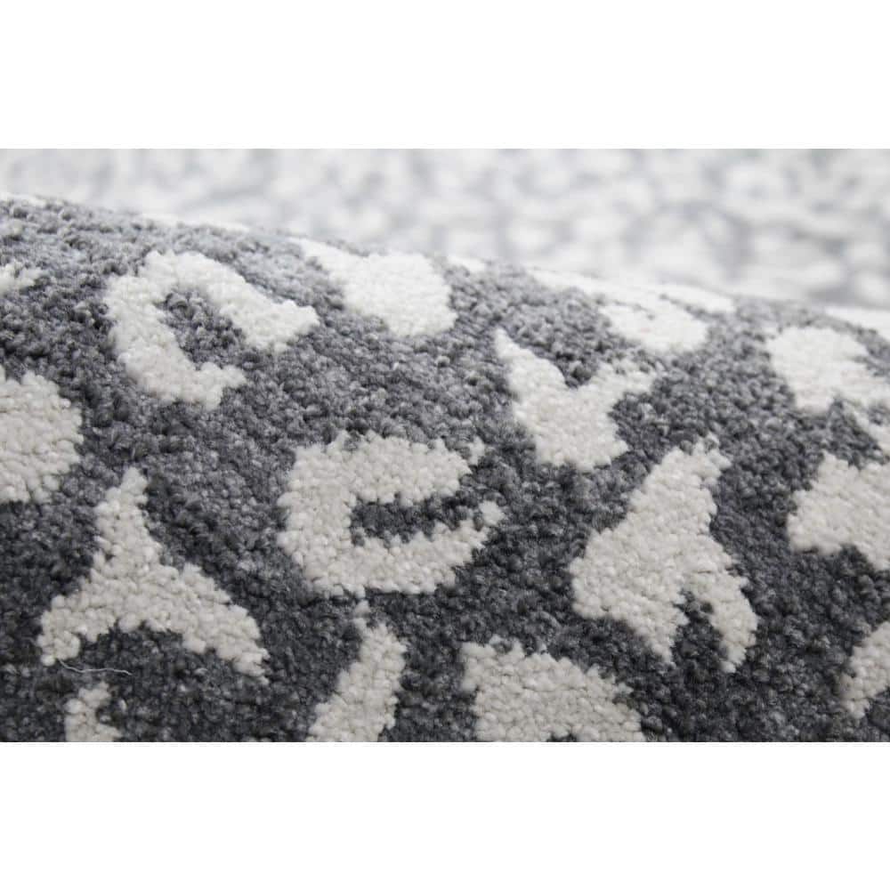 Gray Geometric Washable Synthetic Runner Rug 2'6" x 8'