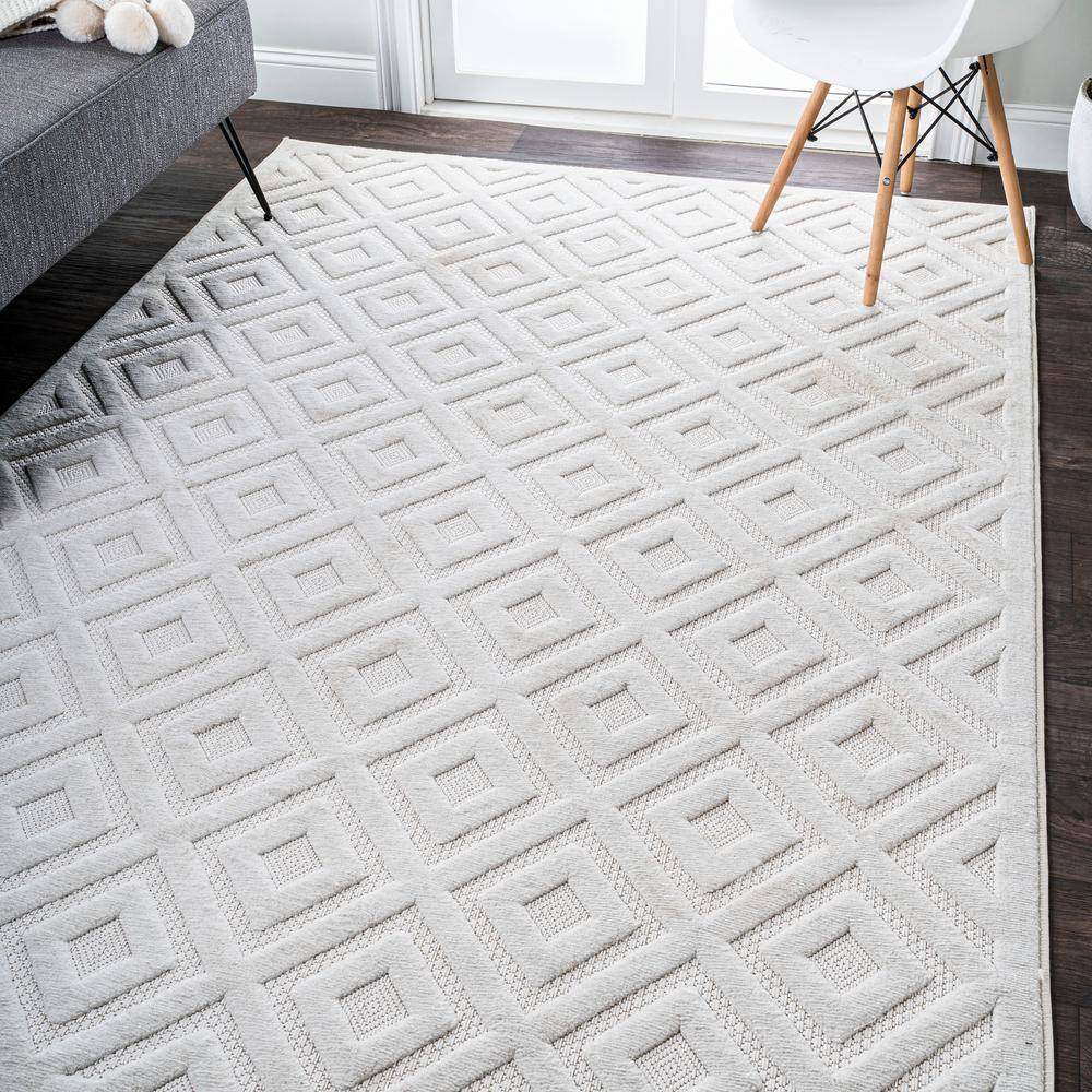Ivory Geometric Reversible Indoor/Outdoor Area Rug