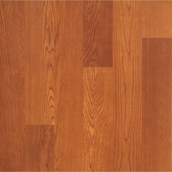 Hampton Bay Brasstown Oak 8 mm T x 8.1 in. W Laminate Wood Flooring (21.4 sqft/case)
