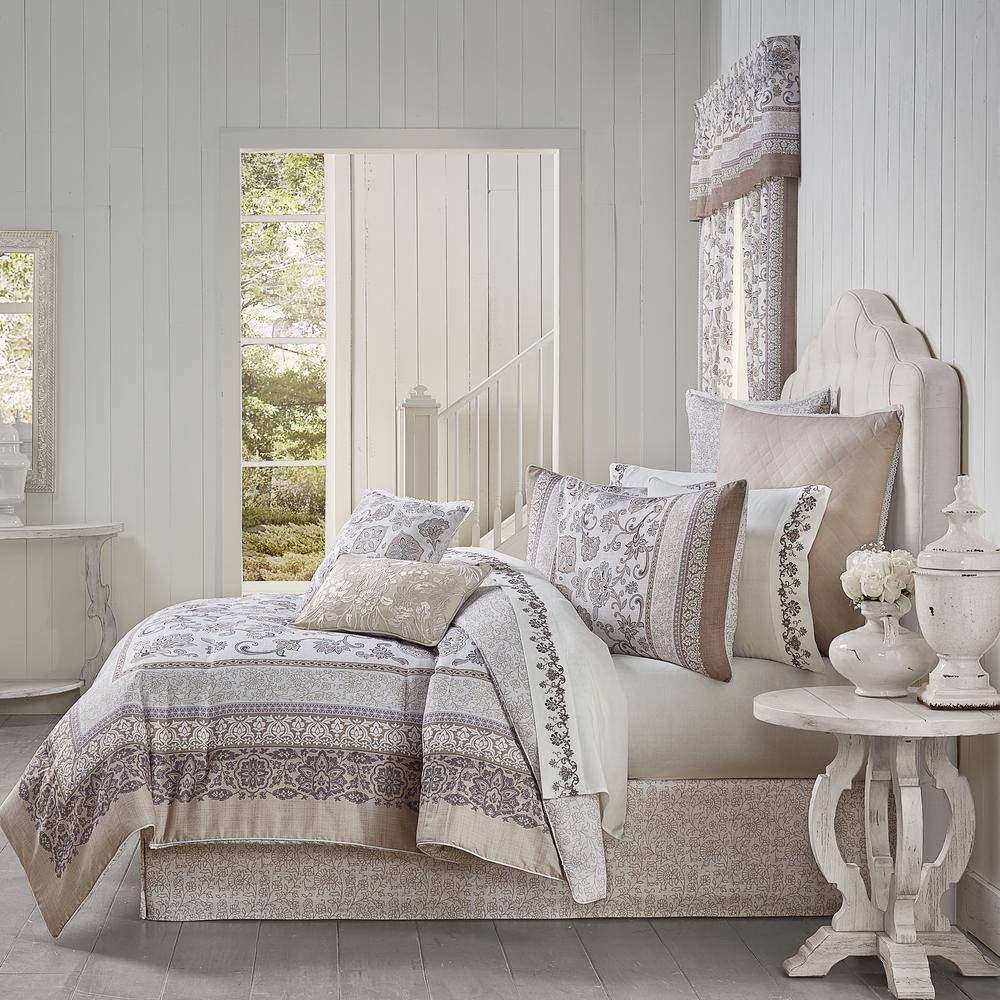 Chelsea Grey Grey Polyester Queen 4-Piece Comforter Set price history on PriceWatchPro