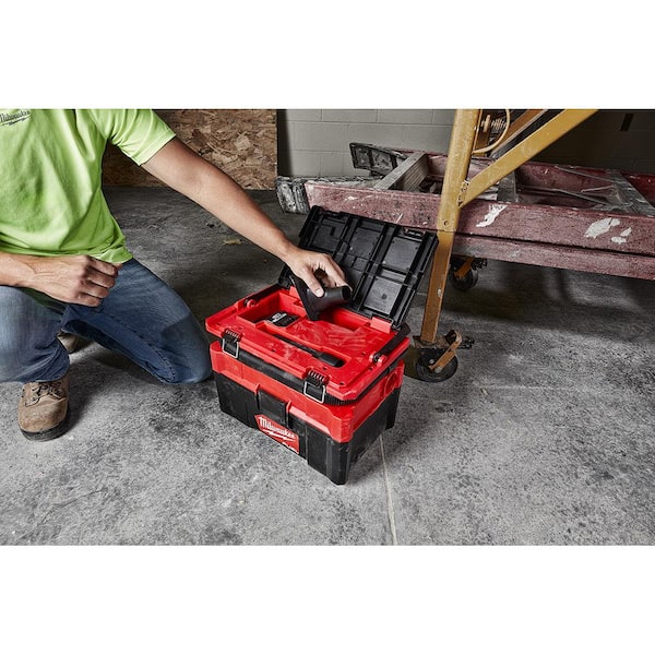 Milwaukee M18 FUEL PACKOUT 18-Volt 2.5 Gal. Lithium-Ion Cordless