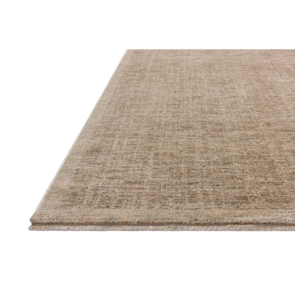 Winston Taupe / Bone 6 ft. 7 in x 9 ft. 10 in. Traditional Area Rug
