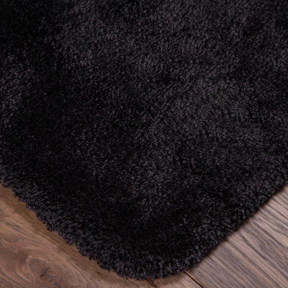 Acclaim Black 20" x 34" Nylon Machine Washable Bath Rug