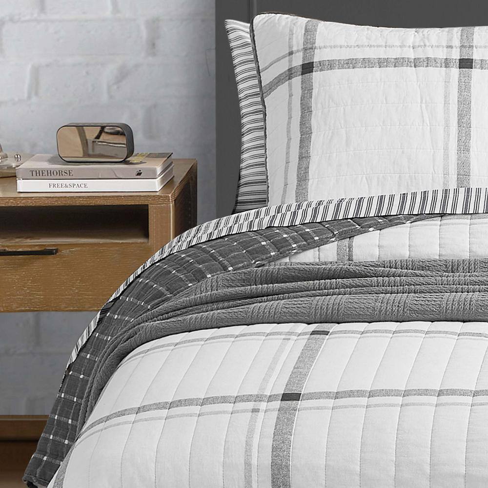 White and Gray Twin Cotton Reversible Quilt Set