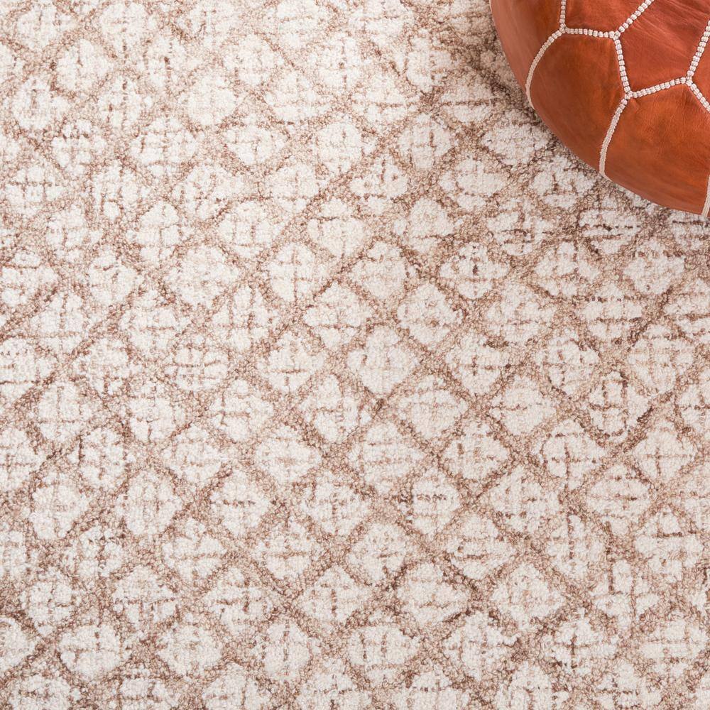 Ivory and Brown Abstract Hand-Tufted Wool Area Rug, 8' x 10'