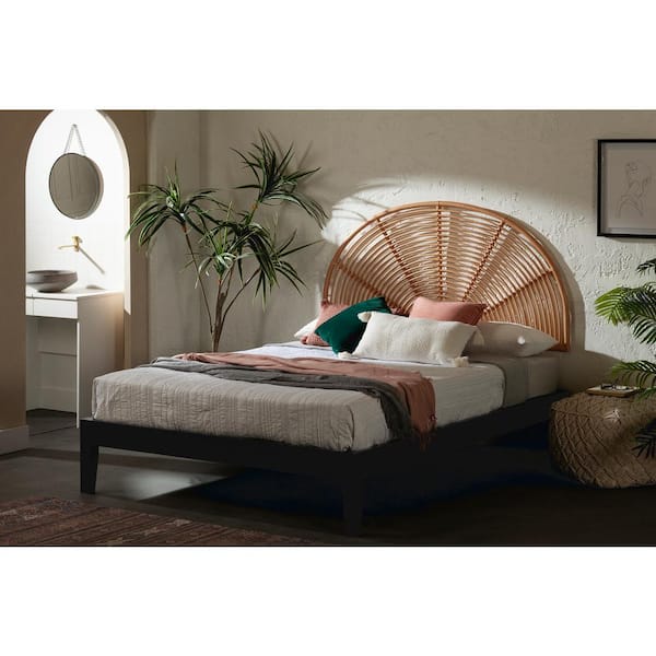 South Shore Hoya Black and Natural Particle Board Frame Queen Panel Bed