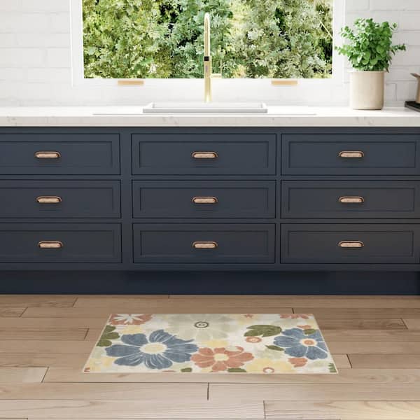 Aloha Multicolor 3 ft. x 4 ft. Floral Contemporary Area Rug