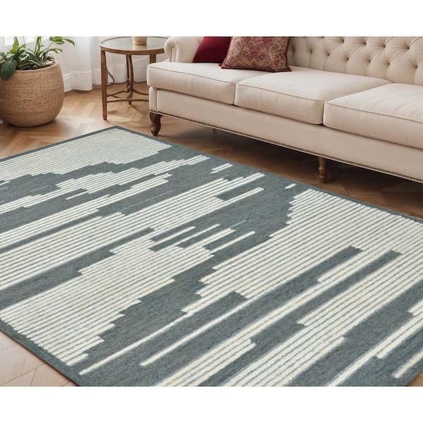 5 ft. x 8 ft. Blue And Ivory Wool Abstract Hand Hooked Area Rug