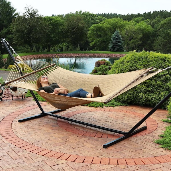 Sunnydaze Large 2-Person Polyester Rope Hammock with Spreader Bars Tan