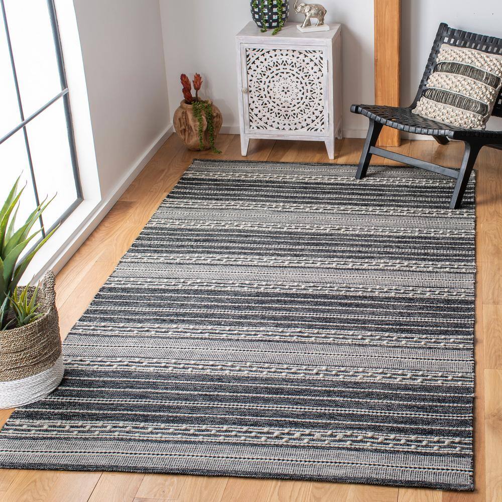 Handmade Black and Ivory Wool Stripe 4' x 6' Area Rug